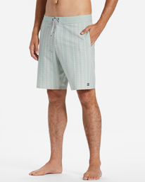 3 Sundays Lo Tide 19" Boardshorts Beige ABYBS00398 Billabong