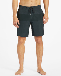 2 Tribong Lo Tide 19" Boardshorts Black ABYBS00399 Billabong