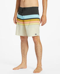 3 Spinner Lo Tide 18" Boardshorts Black ABYBS00400 Billabong