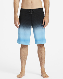 2 Fluid Pro Performance 20" Boardshorts Blue ABYBS00422 Billabong
