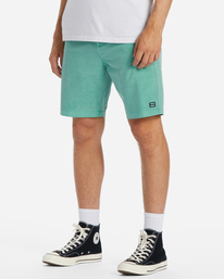 3 Crossfire Wave Washed 18" Hybrid Submersible Shorts Green ABYHY03000 Billabong