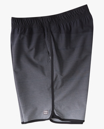 6 Crossfire Elastic '73 Submersible Shorts 18" White ABYWS00178 Billabong