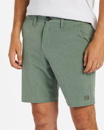 3 Crossfire Mid Submersible Shorts 19" Green ABYWS00189 Billabong