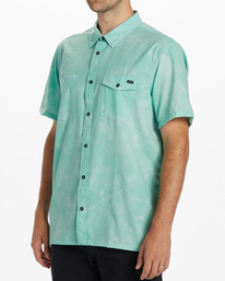 1 A/Div Surftrek Perf Short Sleeve Shirt Green ABYWT00195 Billabong