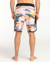 3 73 Line Up Pro - Boardshort para Hombre Violeta C1BS27BIP2 Billabong