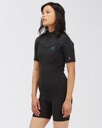 1 2/2mm Synergy 2021 - Back Zip Short Sleeve Springsuit for Women Black C42G58BIP2 Billabong