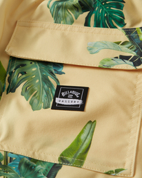 5 Kamea Jungle Layback 17" - Boardshort pour Homme Jaune D1LB11BIS2 Billabong