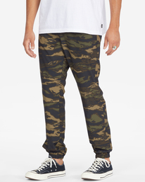 1 A/Div Transport Elastic Waist Pants Black M3153BTP Billabong