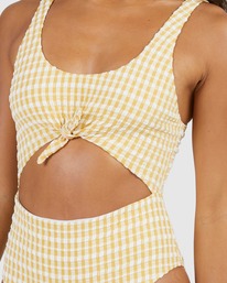 4 Wave Check One Piece Yellow UBJX100205 Billabong