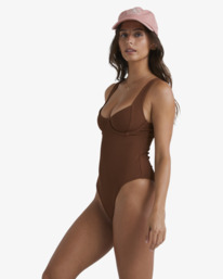 2 Sunrays Chloe One Piece Brown UBJX100258 Billabong