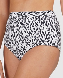 5 Sea Cat Avalon Bikini Bottom  UBJX400319 Billabong