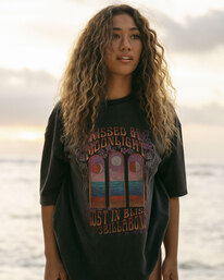 KISSED BY MOONLIGHT TEE  UBJZT00308