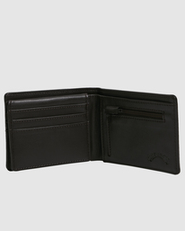 CLASSIC FLIP WALLET  UBYAA00197