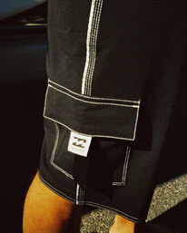 2 Backbeach Pro Boardshorts Black UBYBS00164 Billabong