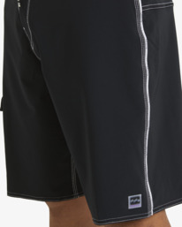 9 Backbeach Pro Boardshorts Black UBYBS00164 Billabong