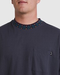 3 Tribe Knitted T-Shirt Black UBYKT00134 Billabong