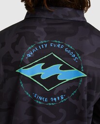 3 Fisho Rash Vest Black UBYWR03016 Billabong