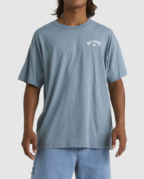 Team Arch - Loose T-shirt for Men  UBYZT00512