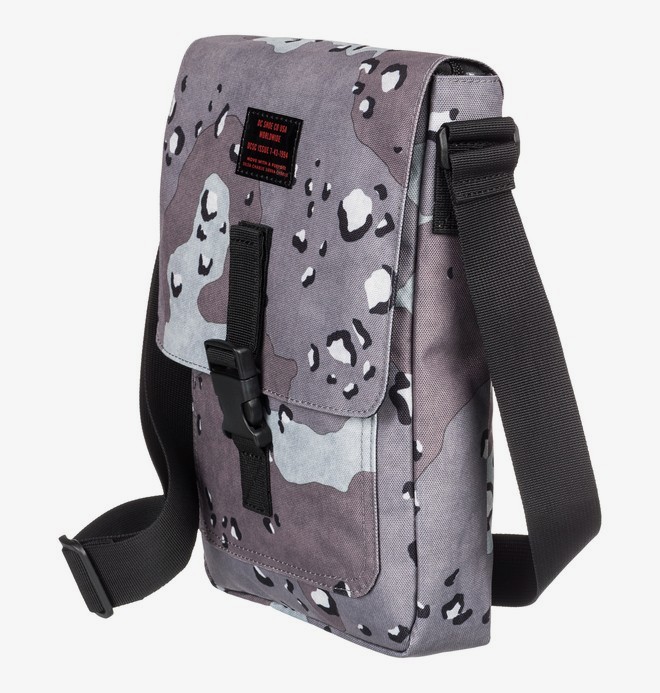 Explorer - Small Shoulder Bag  ADYBA03019