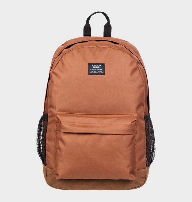 Backsider Core 18.5L - Medium Backpack  ADYBP03051