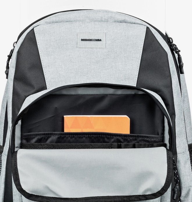 Locker 23L Medium Backpack  ADYBP03053