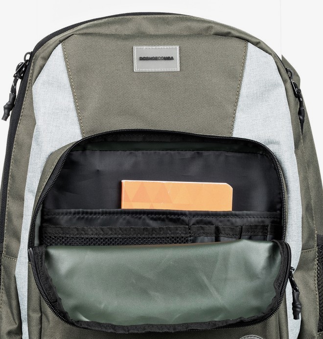 Locker 23L Medium Backpack  ADYBP03053