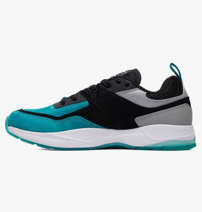 E.Tribeka SE - Shoes for Men  ADYS700142