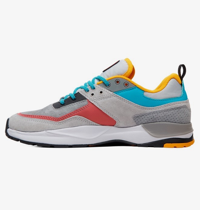 E.Tribeka SE - Shoes for Men  ADYS700142