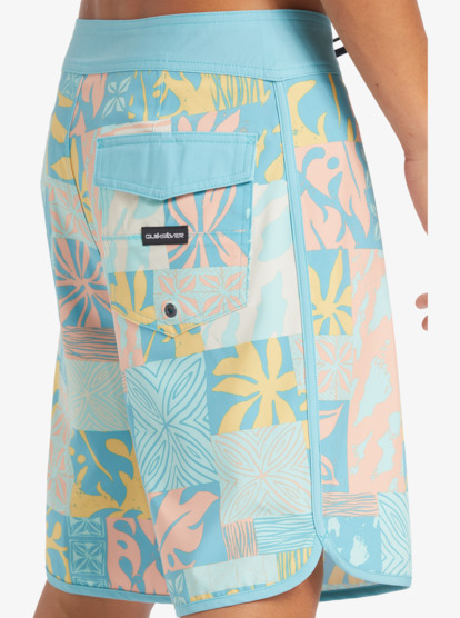 Surfsilk Hawaii Scallop 19" - Board Shorts for Men  AQYBS03608