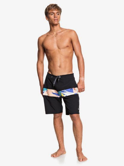 Muzhskie Plyazhnye Shorty Microdose 19 3613374986435 Quiksilver