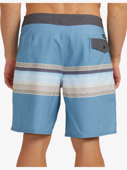 Surfsilk Sun Faded 19" - Board Shorts for Men  EQYBS04556