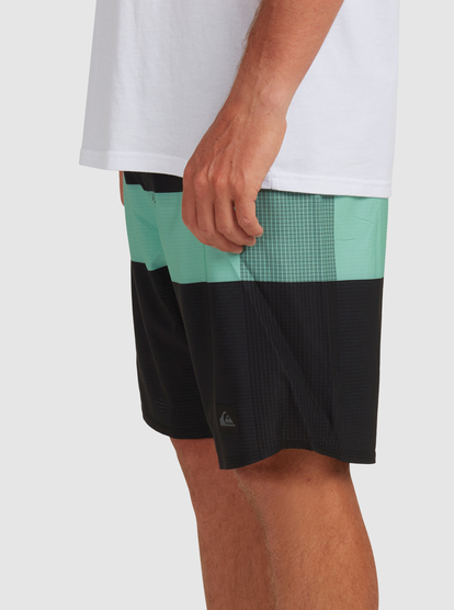 Quiksilver - Boardshorts for Men  EQYBS04566