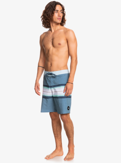 Surfsilk Resin Tint 19" 2022 - Board Shorts for Men  EQYBS04657