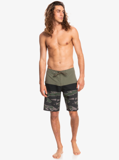 Surfsilk Panel 20" - Boardshorts for Young Men  EQYBS04659