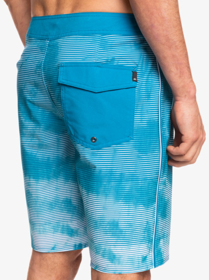 Surfsilk Massive 20" - Boardshorts for Young Men  EQYBS04661