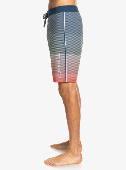 Surfsilk Massive 20" - Boardshorts for Young Men  EQYBS04661