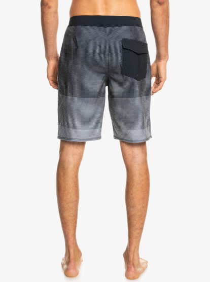 Surfsilk Massive 20" - Boardshorts for Young Men  EQYBS04661