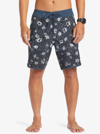 Highlite Scallop 19" - Board Shorts for Men  EQYBS04761