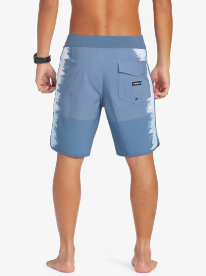 Highlite Scallop 19" - Board Shorts for Men  EQYBS04761