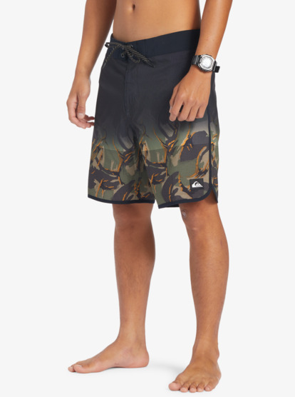 Highlite Scallop 19" - Board Shorts for Men  EQYBS04761