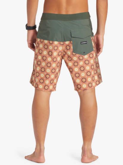 Highlite Arch 19" - Board Shorts for Men  EQYBS04763