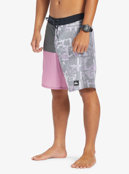 Highlite Arch 19" - Board Shorts for Men  EQYBS04763