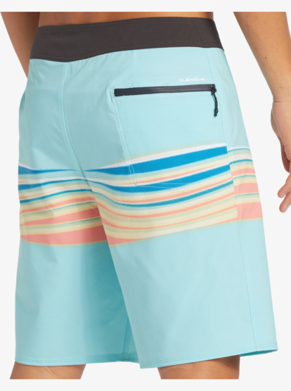 Surfsilk Air Brush 19" - Board Shorts for Men  EQYBS04785