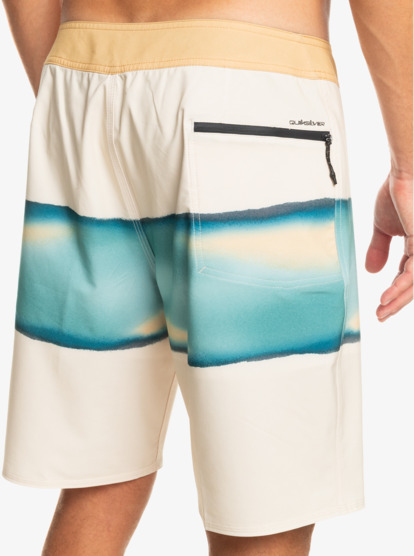 Surfsilk Air Brush 19" - Board Shorts for Men  EQYBS04785