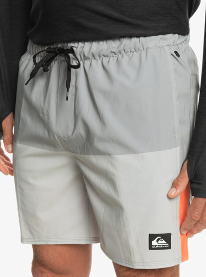Omni Stretch 17" - Training Shorts for Men  EQYWS03835