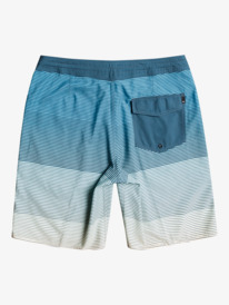 Massive 20" - Boardshorts for Men  EQYBS04636