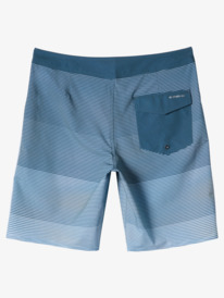 Surfsilk Massive 20" - Board Shorts for Men  EQYBS04783