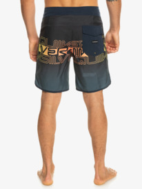 quiksilver, Everyday Scallop 19" - Boardshorts für Männer, BLACK (kvj6) Everyday Scallop 19" - Board Shorts for Men EQYBS04791