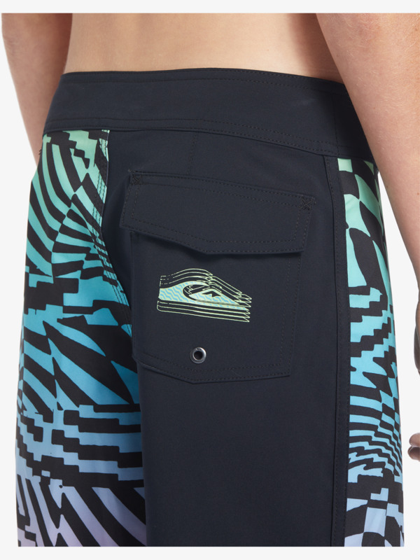 Surfsilk Radical Scallop 16" - Board Shorts for Boys 8-16  EQBBS03657