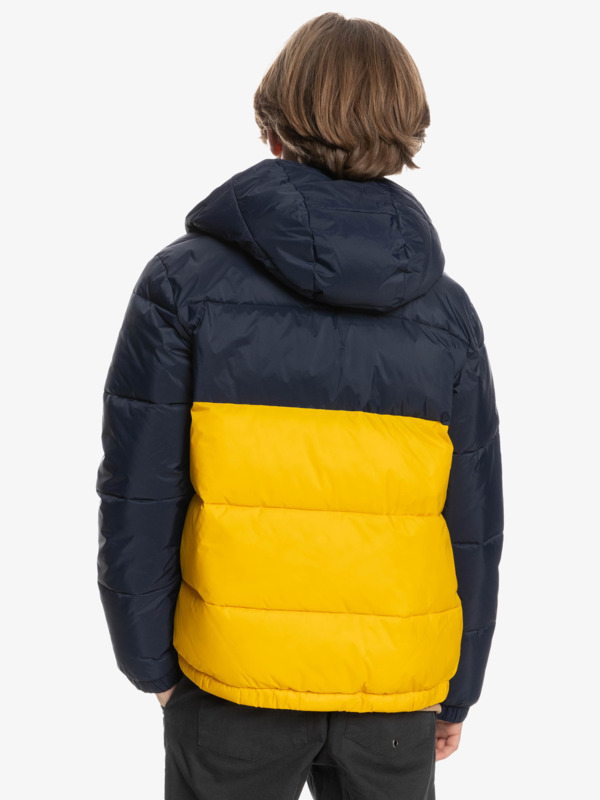 Wolfs Shoulders 2022 - Puffer Jacket for Boys  EQBJK03257